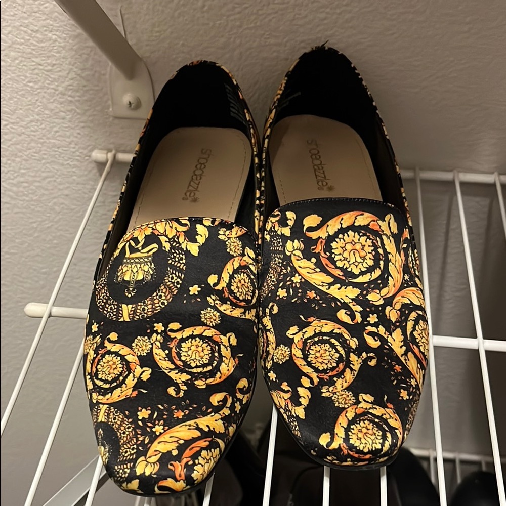 Women’s Black and Gold floral Loafers